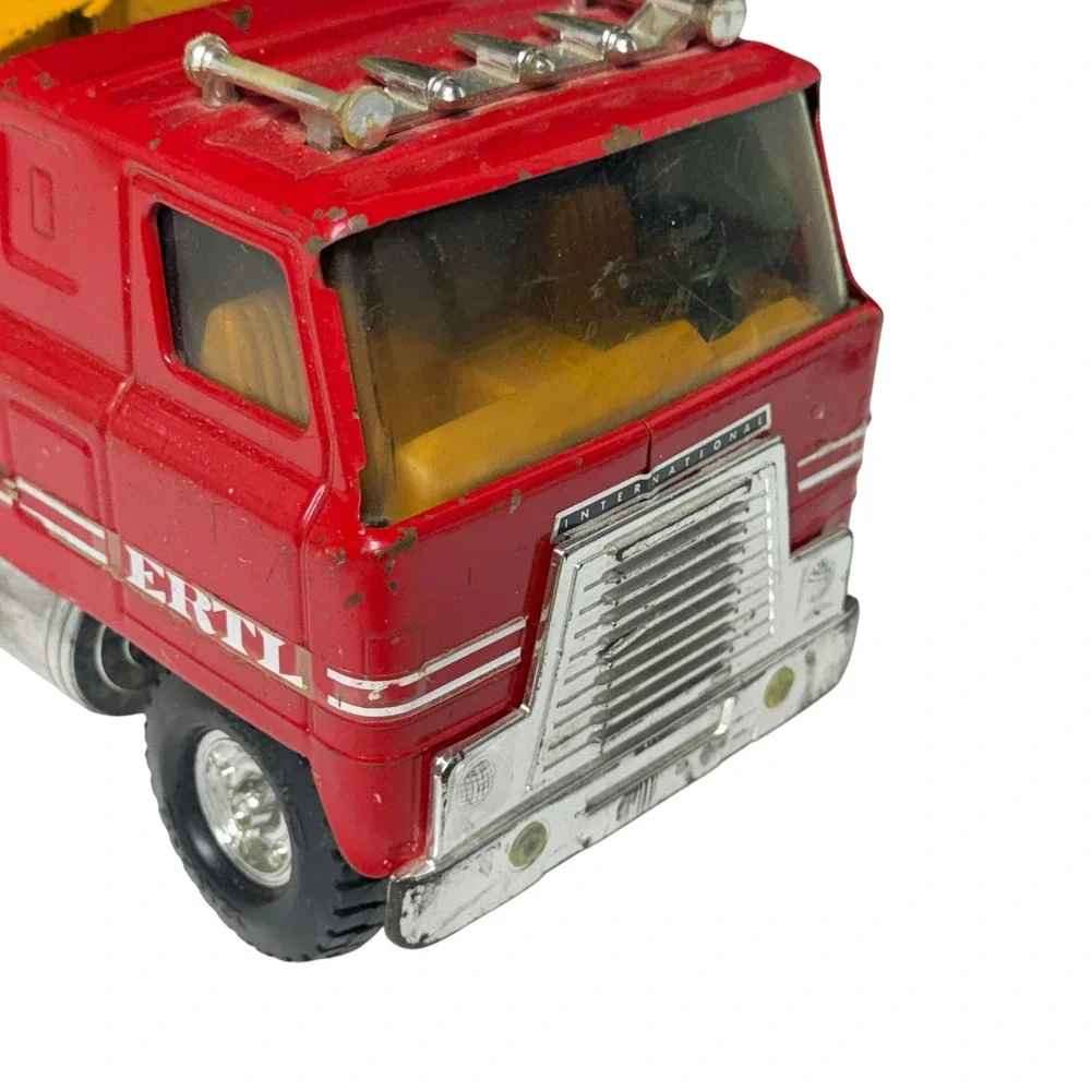 Vintage‎ Ertl International Transtar II Semi Truck Vista Dome Horse Van Trailer